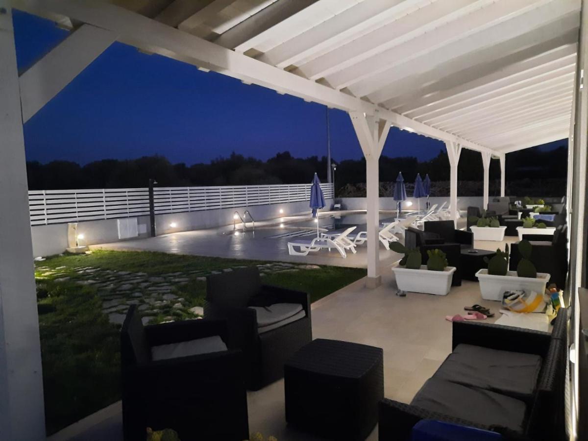 Perladelmare Lejlighedshotel Avola Eksteriør billede
